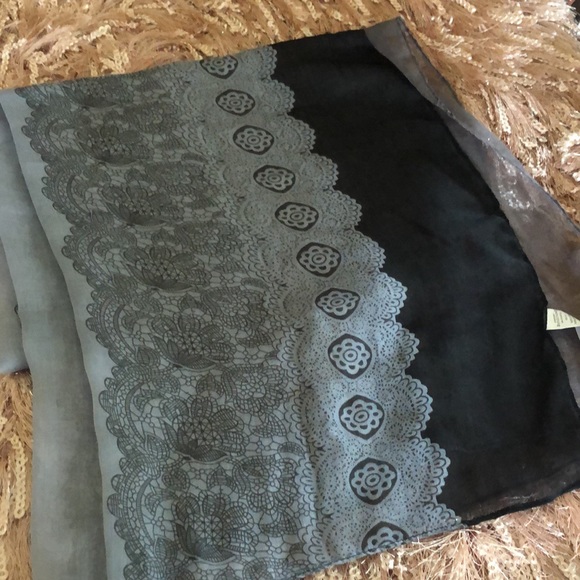 🔥3/$20..NEW NORTHERN  REFLECTIONS Super Soft Long-staple Scarf Shawl. - Picture 3 of 5